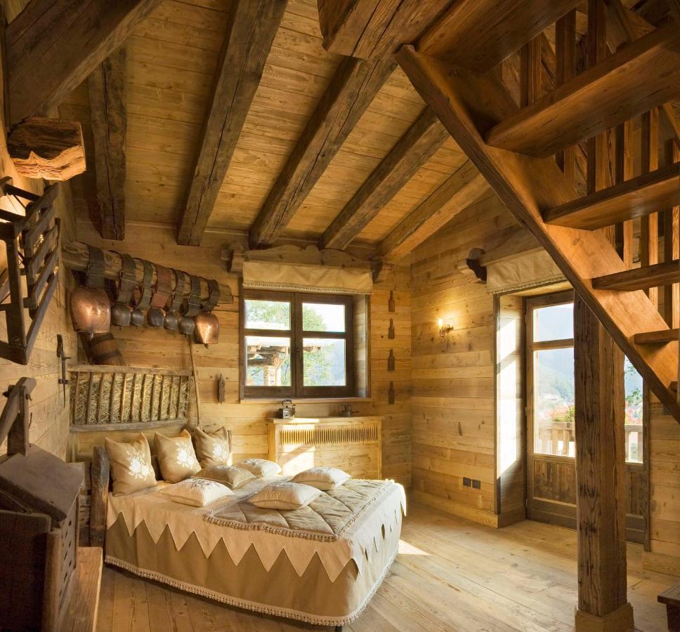 Chalet Euthalia Restaurant & Suites San Giacomo  Exteriör bild