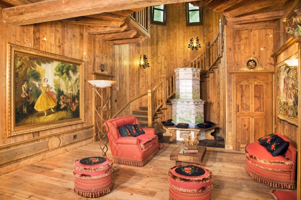 Chalet Euthalia Restaurant & Suites San Giacomo  Exteriör bild